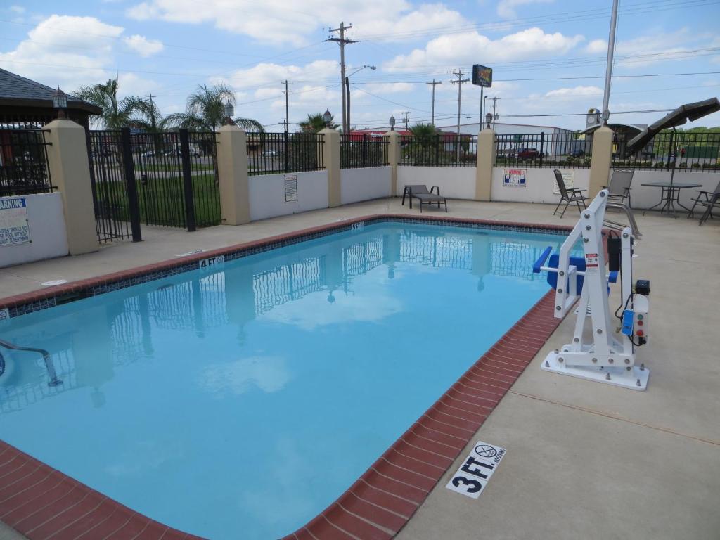 Executive Inn & Suites West Columbia Kültér fotó